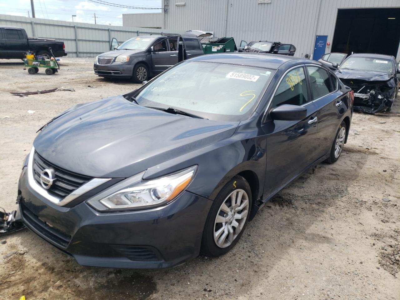 1N4AL3AP6JC470855 2018 NISSAN ALTIMA - Image 2