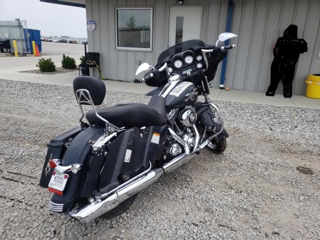 2010 HARLEY-DAVIDSON FLHX 1HD1KB411AB672439
