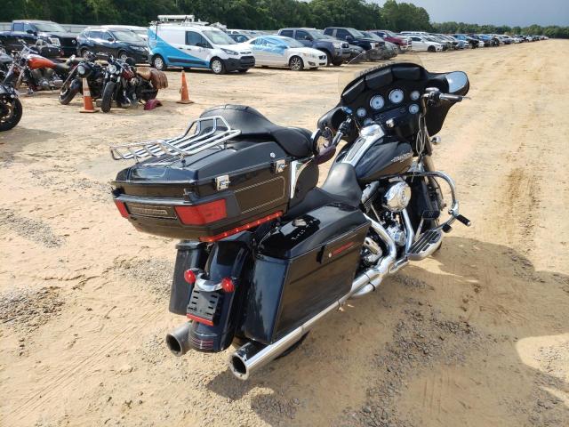 2011 HARLEY-DAVIDSON FLHX 1HD1KBM17BB650298