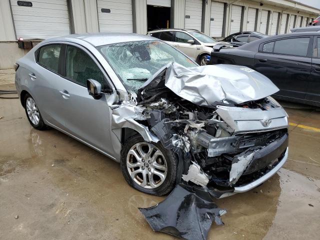 Vehiculos salvage en venta de Copart Louisville, KY: 2018 Toyota Yaris IA