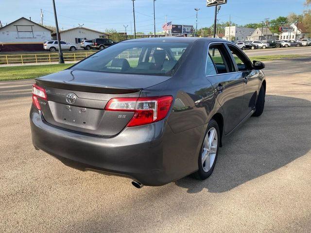 Седаны TOYOTA CAMRY 2012 Серый