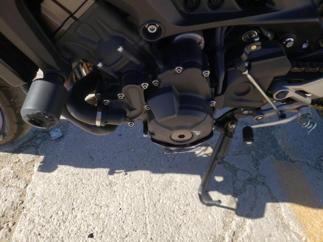 2015 YAMAHA FZ09 C JYARN33Y7FA002015