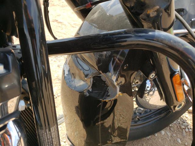 2019 HARLEY-DAVIDSON FLHC 1HD1YAJ18KC012312