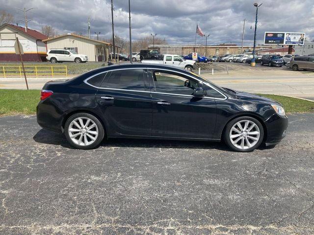 Седани BUICK VERANO 2012 Чорний