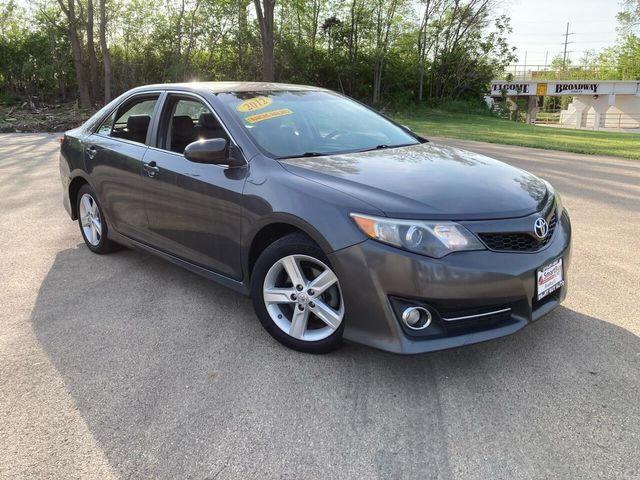 Седаны TOYOTA CAMRY 2012 Серый