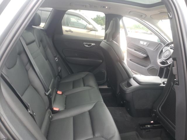 2018 VOLVO XC60 T5 LYV102RK4JB113555