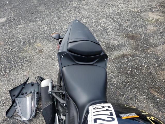 2021 YAMAHA YZFR3 A MH3RH18Y1MK006076