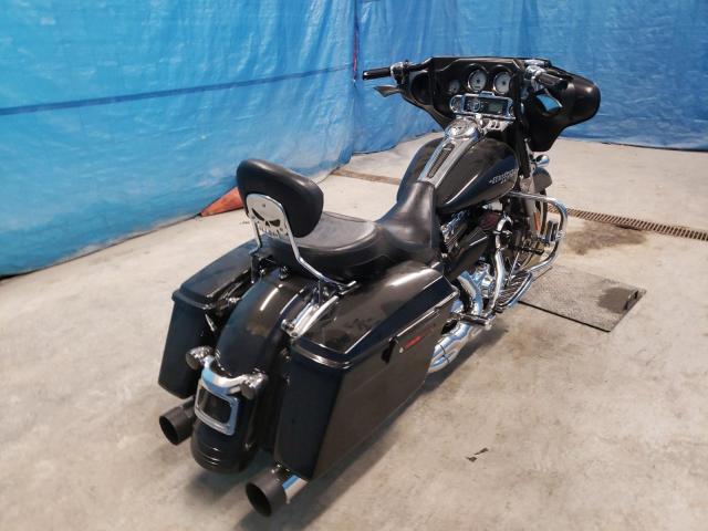 2011 HARLEY-DAVIDSON FLHX 1HD1KB419BB675851