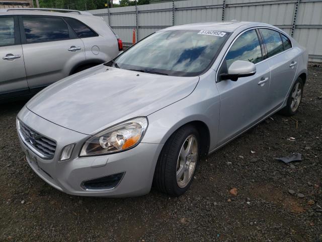 VOLVO S60 2012 SILVER Photo 2