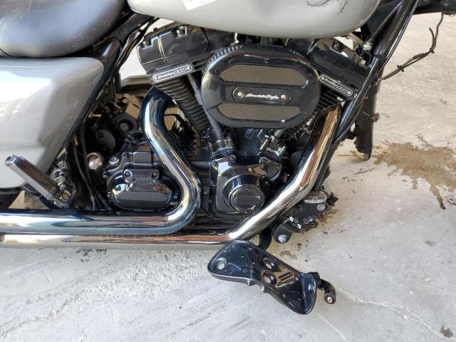 2011 HARLEY-DAVIDSON FLHXSE2 1HD1PZ819BB953605