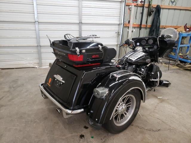 2010 HARLEY-DAVIDSON FLHTCUTG 1HD1MAM11AB852332