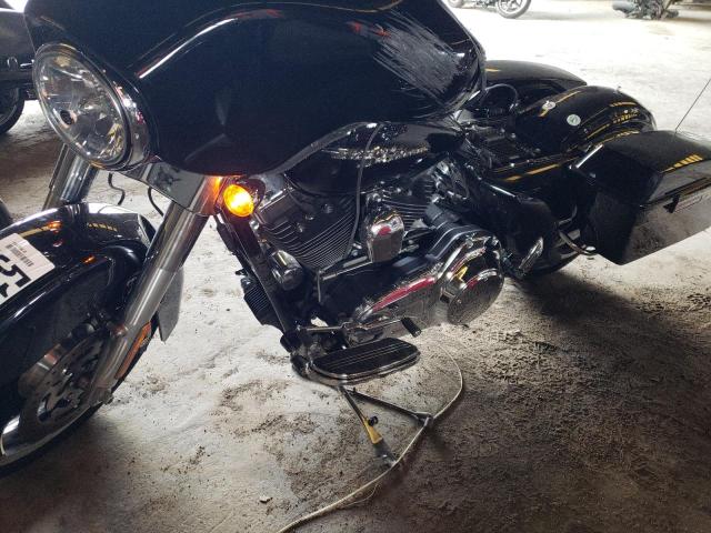 2010 HARLEY-DAVIDSON FLHX 1HD1KB416AB606677