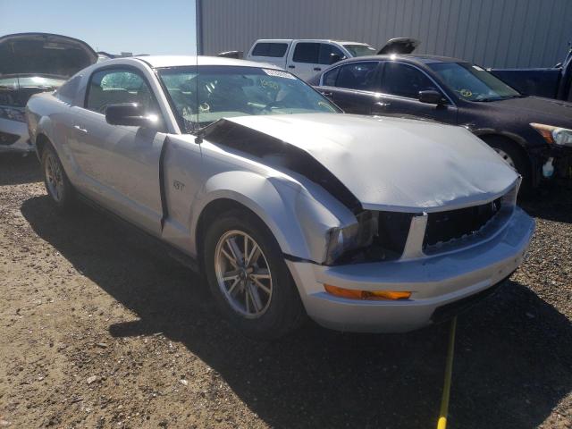 2005 Ford Mustang 