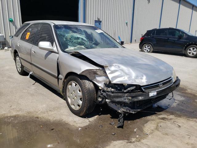 Salvage cars for sale from Copart Apopka, FL: 1996 Honda Accord LX