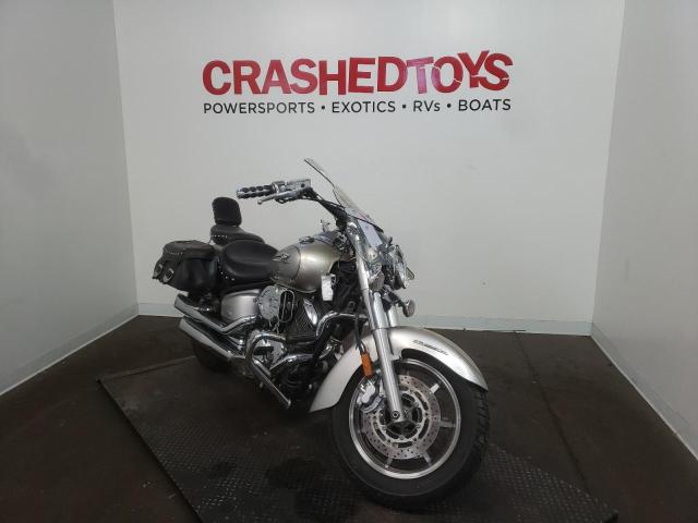 Salvage motorcycles for sale at Ham Lake, MN auction: 2006 Yamaha XVS1100 A