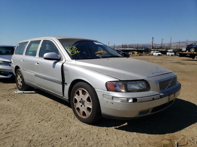 2001 Volvo V70 