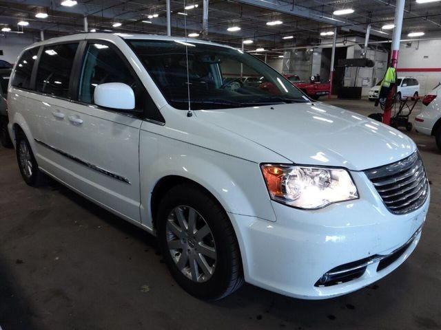 Минивэны CHRYSLER MINIVAN 2012 Белый