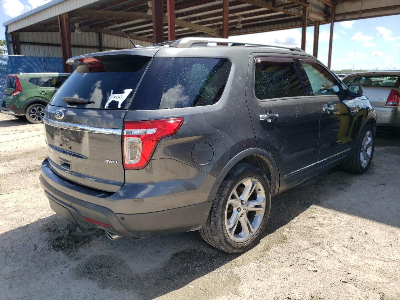 2015 Ford Explorer - Image 4