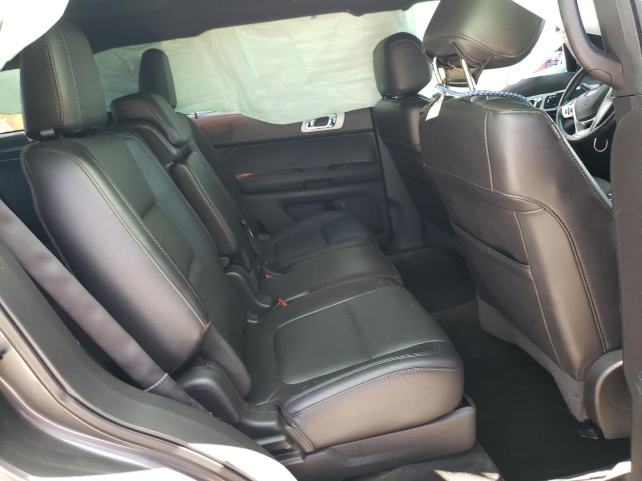 2015 Ford Explorer - Image 6
