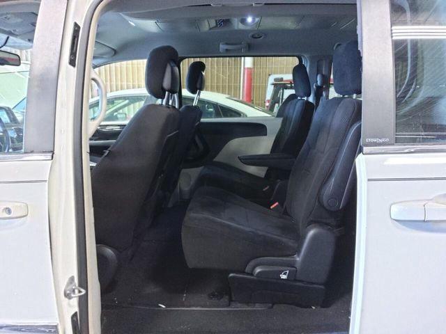 Минивэны CHRYSLER MINIVAN 2012 Белый