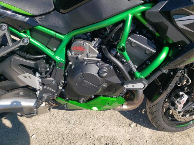 2021 KAWASAKI ZR1000 L JKAZRCL18MA000017