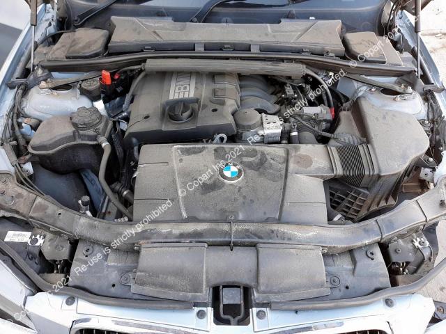 WBAPF52030A787637 BMW 318i Es