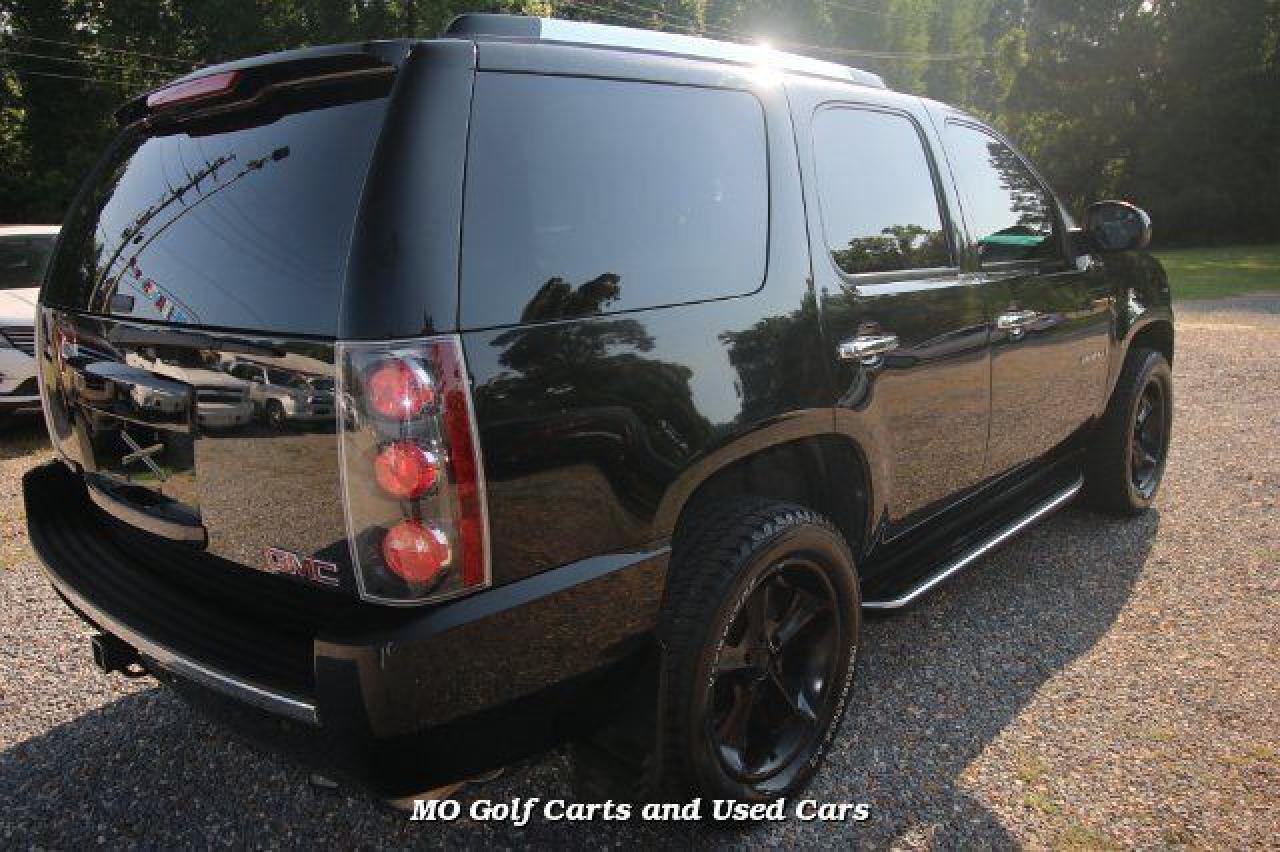 1GKFK638X7J314983 2007 GMC Yukon Denali