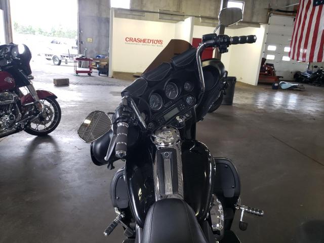 2010 HARLEY-DAVIDSON FLHTCU 1HD1FC416AB664816