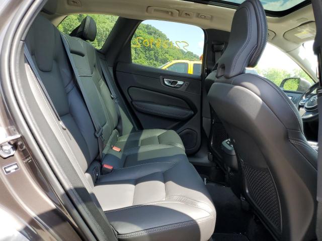 2022 VOLVO XC60 B5 IN YV4L12RL8N1905748