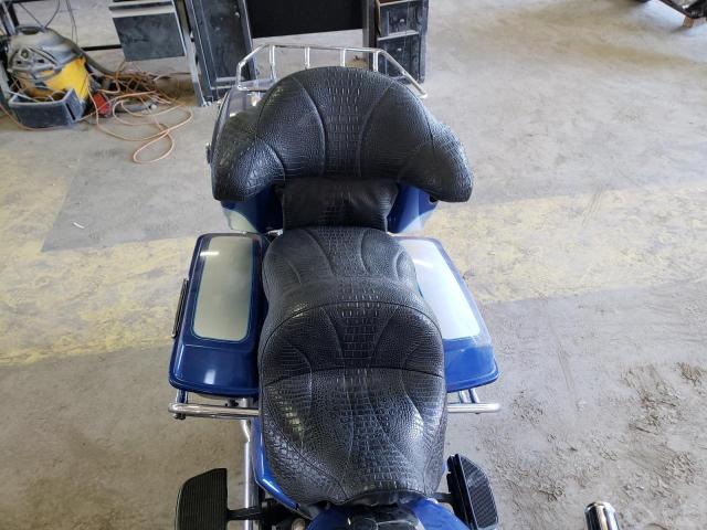 2010 HARLEY-DAVIDSON FLHTC 1HD1FF410AB604659