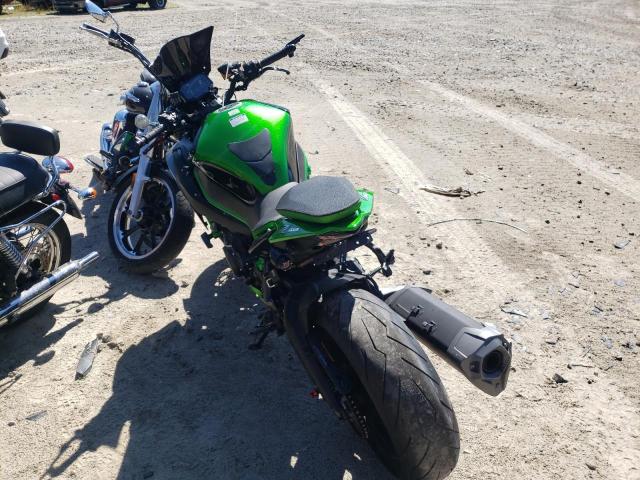 2021 KAWASAKI ZR1000 L JKAZRCL18MA000017