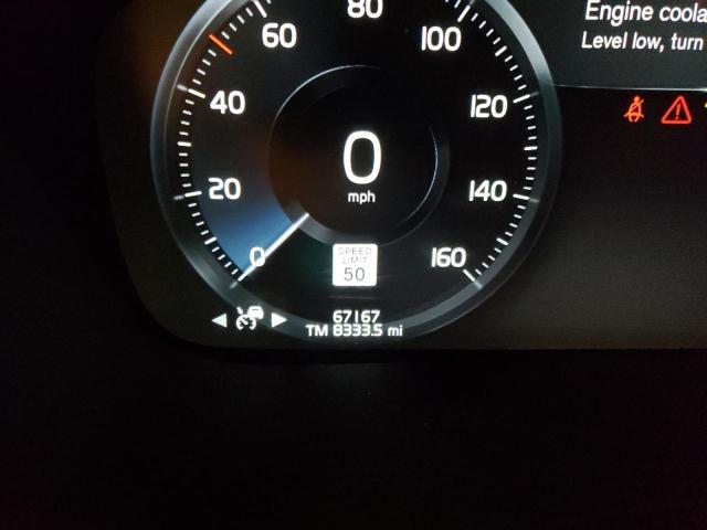 2018 VOLVO XC60 T6 IN YV4A22RL9J1041923