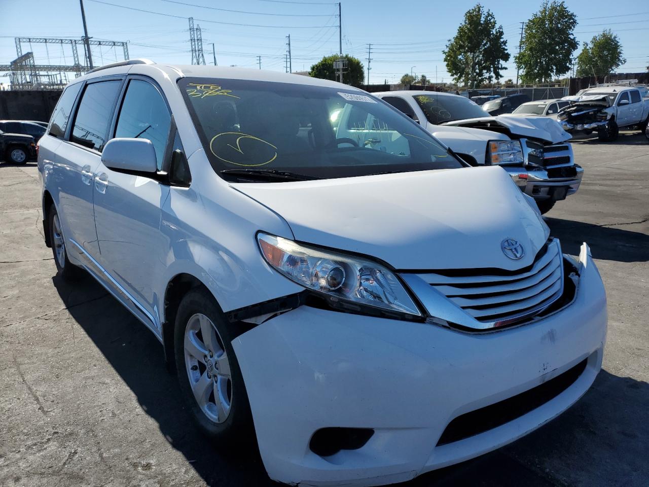 Toyota Sienna 2016