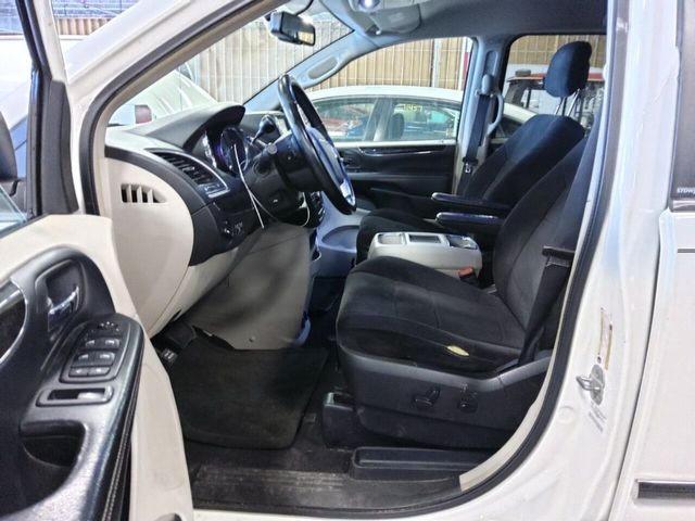 Минивэны CHRYSLER MINIVAN 2012 Белый