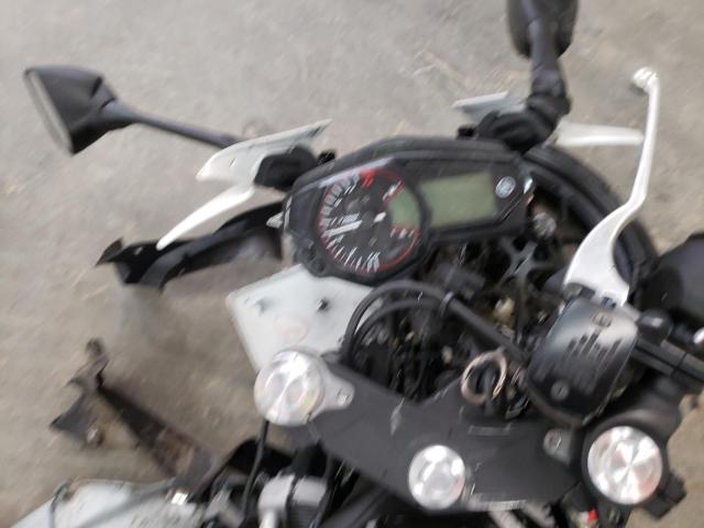 2017 YAMAHA YZFR3 A MH3RH15YXHK002750