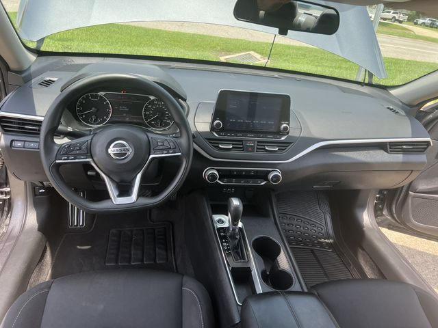  NISSAN ALTIMA 2019 silve