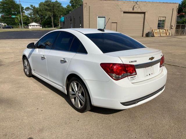 Седани CHEVROLET CRUZE 2015 Білий