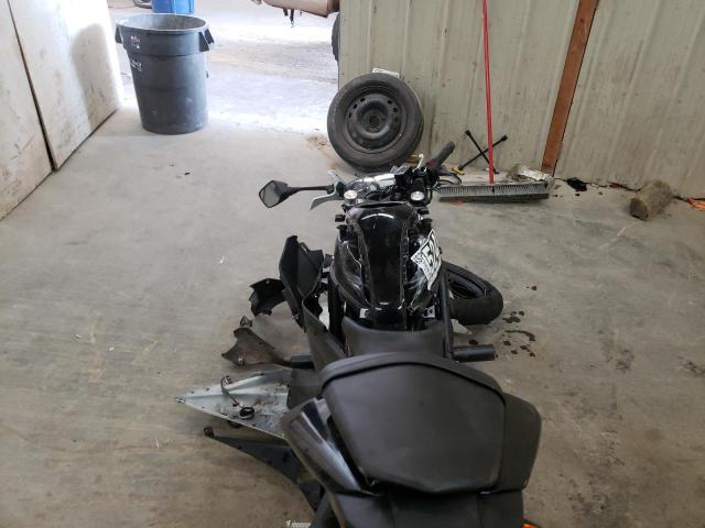 2017 YAMAHA YZFR3 A MH3RH15YXHK002750
