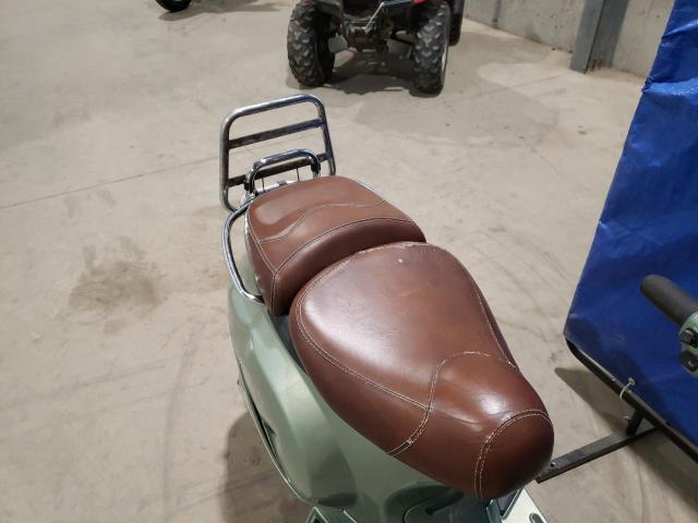 2011 VESPA LX 150IE ZAPM688F4B5200102