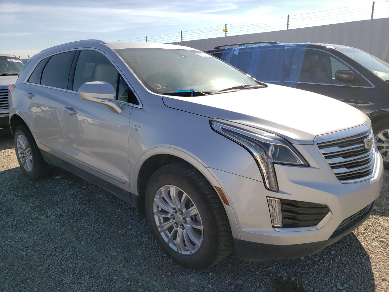 1GYKNARS1HZ277651 CADILLAC XT5 2017