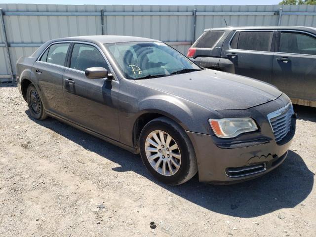 Salvage cars for sale from Copart Wichita, KS: 2013 Chrysler 300