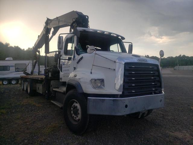 Freightliner 114SD salvage cars for sale: 2013 Freightliner 114SD