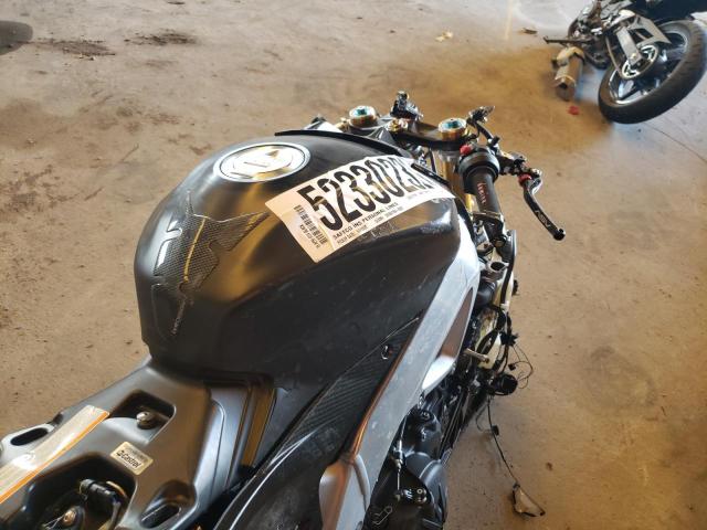 2019 APRILIA RSV ZD4KEUA0XKS000003