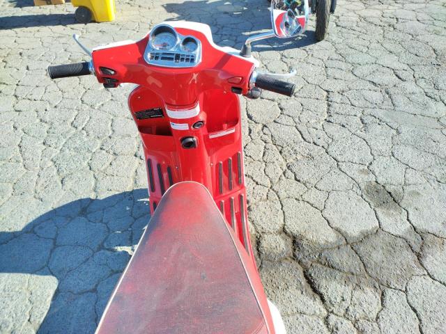 2011 VESPA LX 150IE ZAPM688F8B5400416