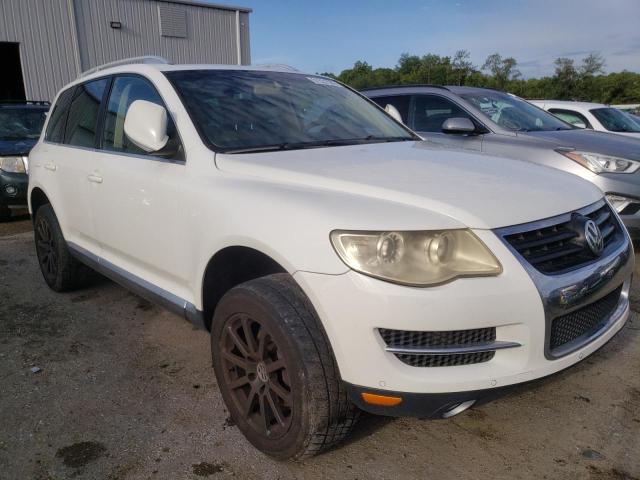 Salvage cars for sale from Copart Jacksonville, FL: 2008 Volkswagen Touareg 2