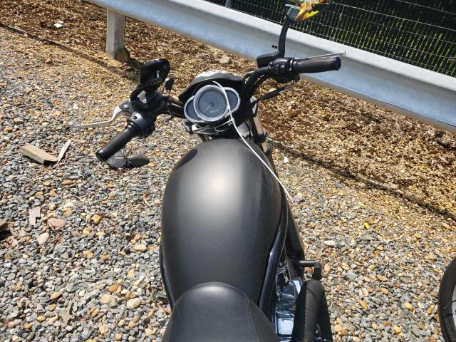 2006 HARLEY-DAVIDSON VRSCD 1HD1HDZ126K810256