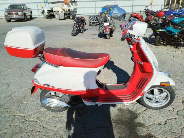 2011 VESPA LX 150IE ZAPM688F8B5400416