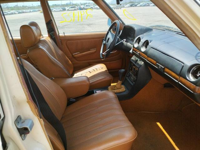 MERCEDES-BENZ 240-CLASS 1979 CREAM Photo 5