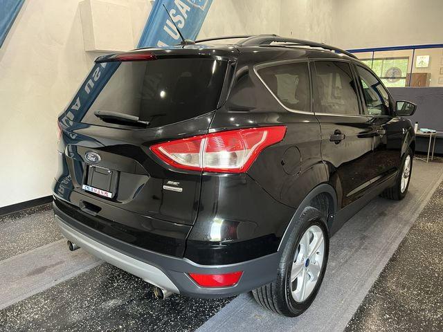 Паркетники FORD ESCAPE 2013 Черный