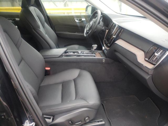 2021 VOLVO XC60 T6 MO - YV4A22RK7M1686209